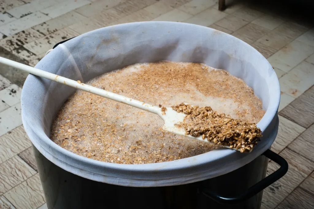 Clearing and lautering the grist